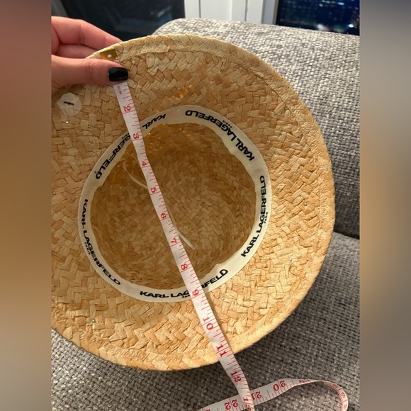 BNWT Karl Lagerfeld Paris Embellished Hat – One Size - Picture 9 of 9